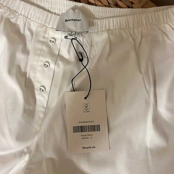 Reformation Rosie Short Ivory - Size S